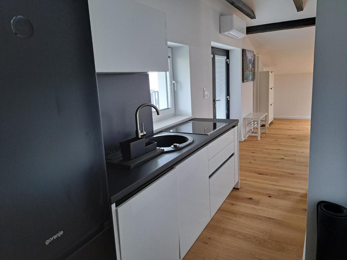 Ohana Apartment 卢布尔雅那 外观 照片